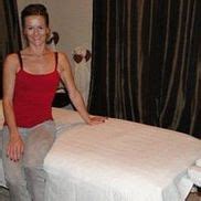 Intimate massage Escort Igis